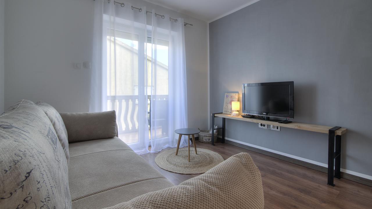 סנג' Apartments Lola מראה חיצוני תמונה
