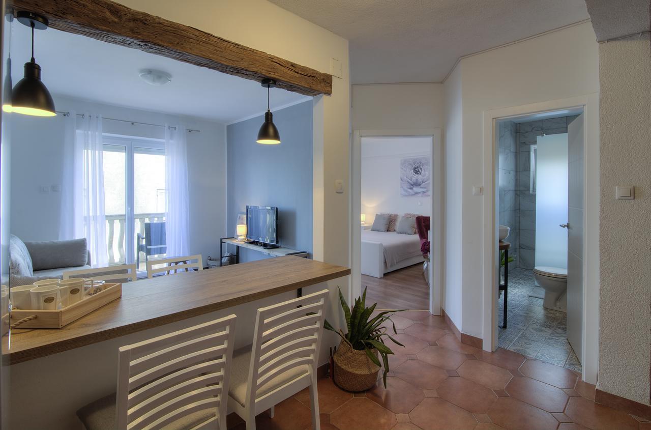 סנג' Apartments Lola מראה חיצוני תמונה